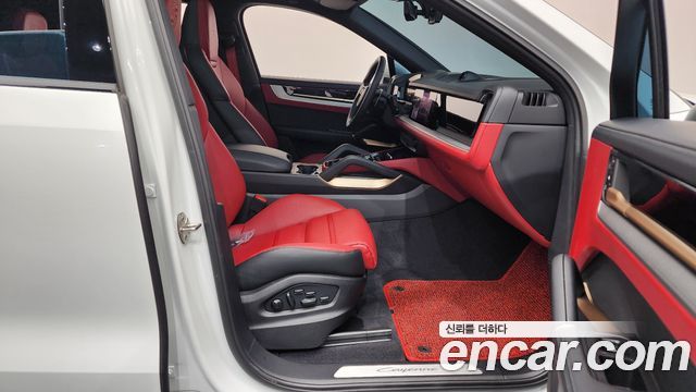 Porsche Cayenne 2026 — photo 16