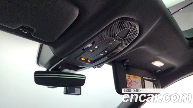 Porsche Cayenne 2026 — photo 31
