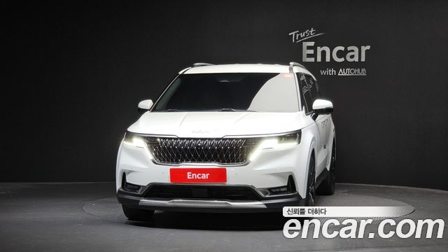 Kia Canival 2023 — photo 3