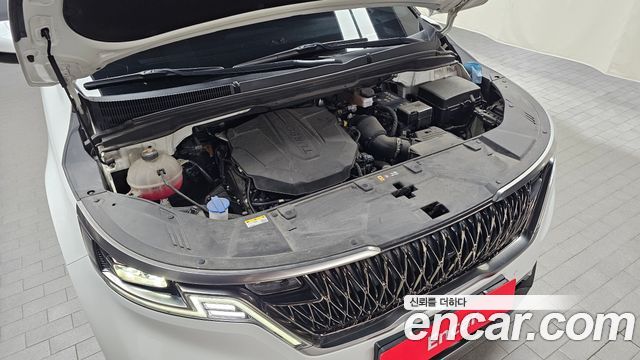 Kia Canival 2023 — photo 6
