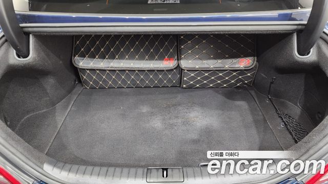 Genesis G70 2019 — photo 26