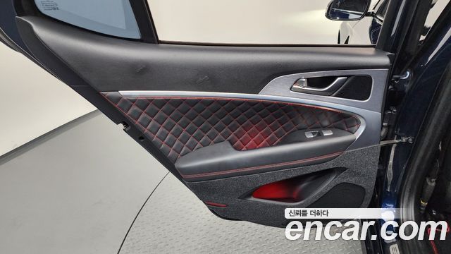 Genesis G70 2019 — photo 15