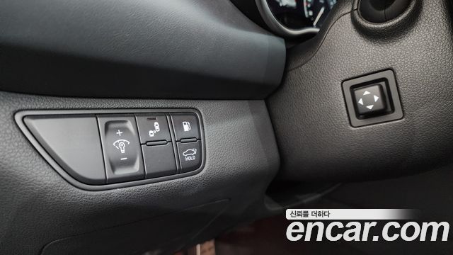 Genesis G70 2019 — photo 28