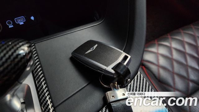 Genesis G70 2019 — photo 33