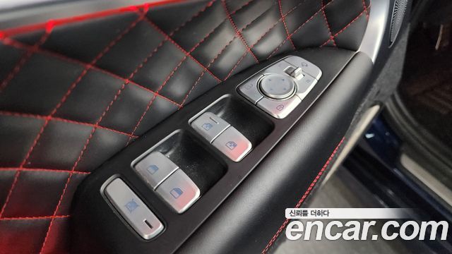 Genesis G70 2019 — photo 34
