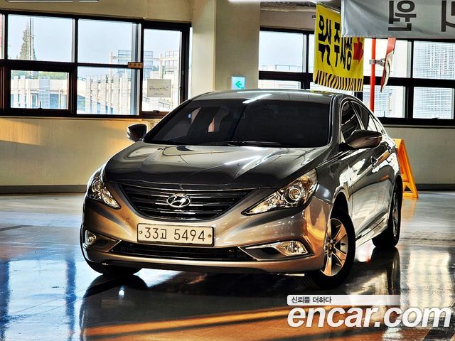 Hyundai Sonata 2014 — photo 1