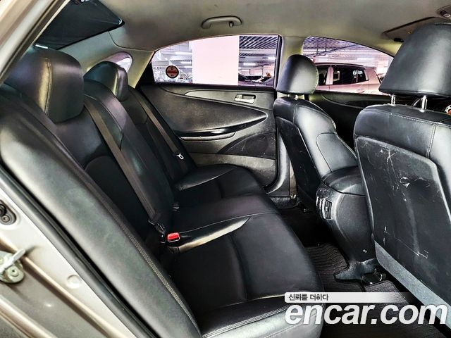 Hyundai Sonata 2014 — photo 10