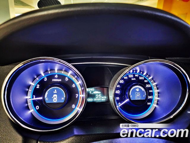 Hyundai Sonata 2014 — photo 13