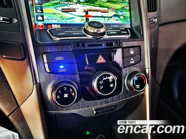 Hyundai Sonata 2014 — photo 18