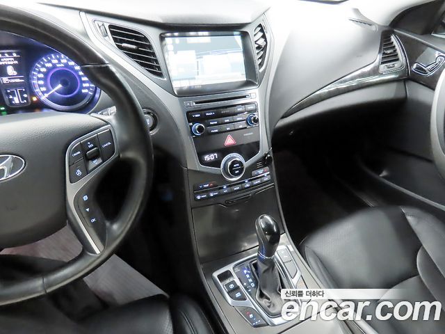 Hyundai Grandeur 2017 — photo 10