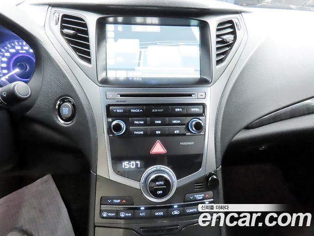 Hyundai Grandeur 2017 — photo 11