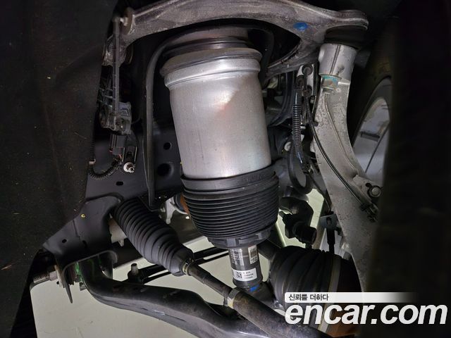 Chevrolet Korea Tahoe 2023 — photo 18
