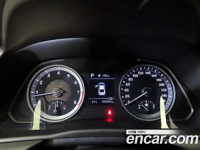 Hyundai Sonata 2020 — photo 9