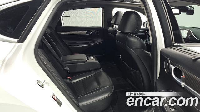 Hyundai Grandeur 2019 — photo 17