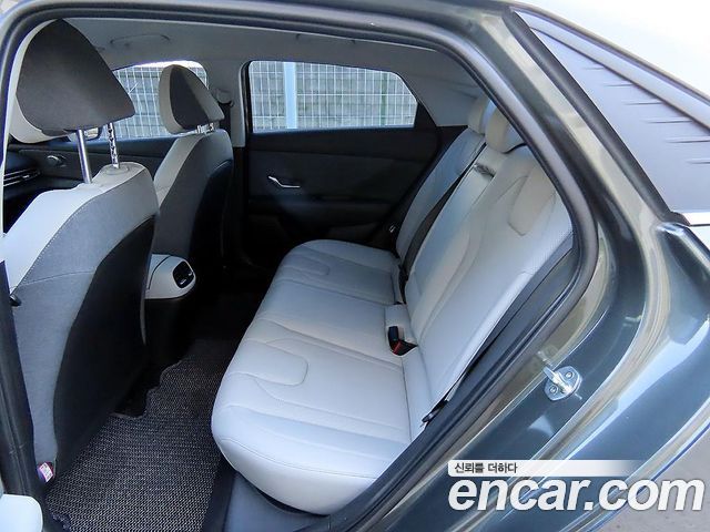 Hyundai AVANTE 2021 — photo 7