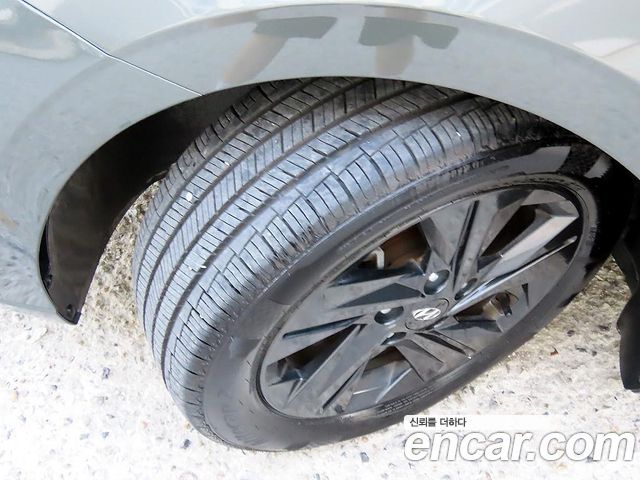 Hyundai AVANTE 2021 — photo 20