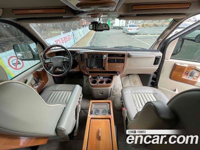 Chevrolet Express Van 2005 — photo 8