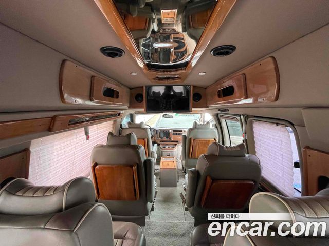 Chevrolet Express Van 2005 — photo 10