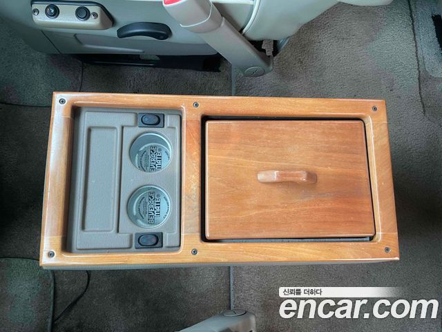 Chevrolet Express Van 2005 — photo 12