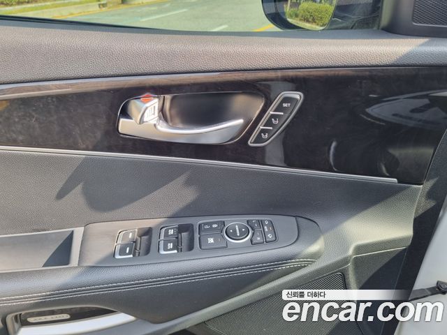 Kia Sorento 2016 — photo 9