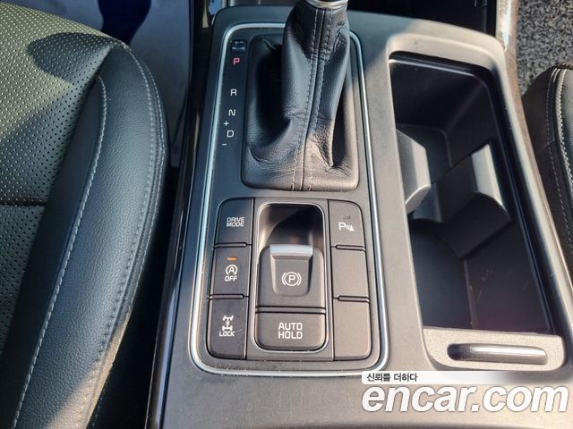 Kia Sorento 2016 — photo 16