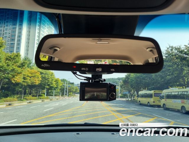Kia Sorento 2016 — photo 17