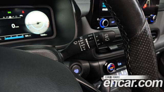 Hyundai Kona 2023 — photo 22
