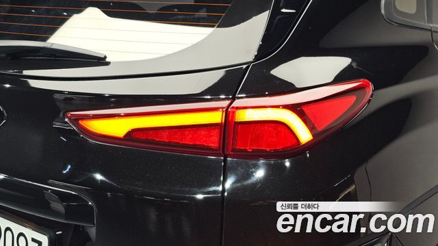 Hyundai Kona 2023 — photo 9