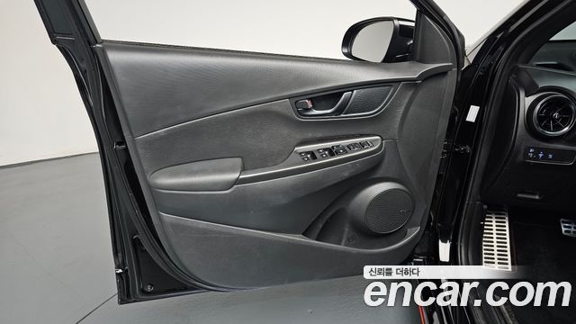 Hyundai Kona 2023 — photo 14