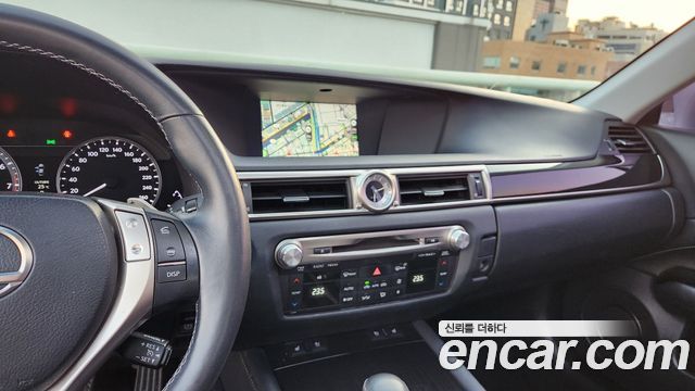 Lexus GS 2013 — photo 13