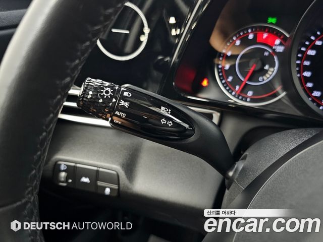 Hyundai AVANTE 2021 — photo 19