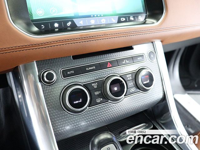 Land Rover Range Rover Sport 2017 — photo 18