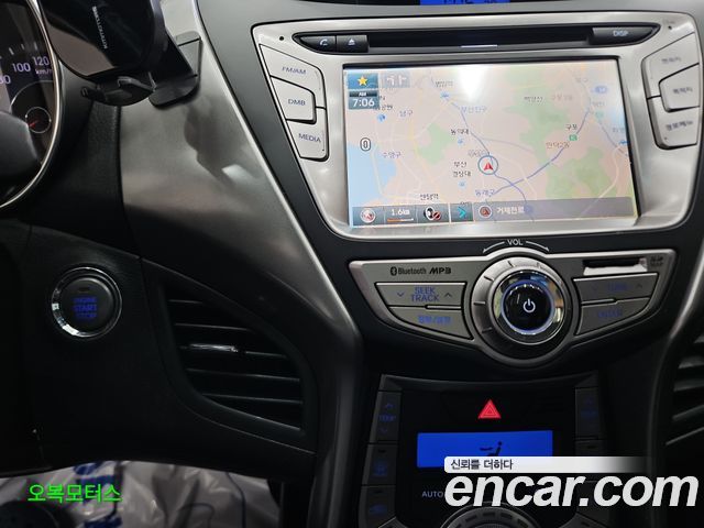 Hyundai AVANTE 2014 — photo 12