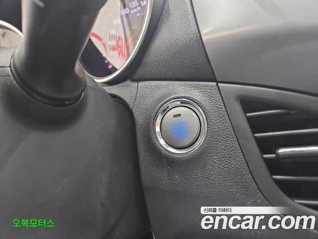 Hyundai AVANTE 2014 — photo 15