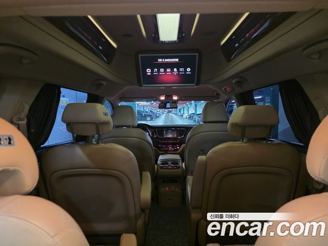 Kia Canival 2018 — photo 13