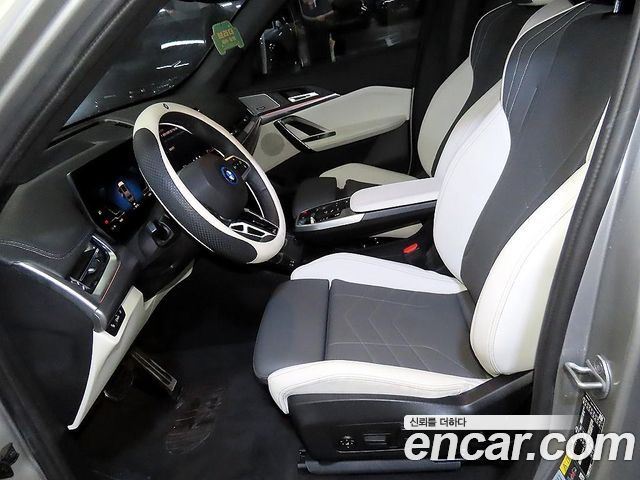 BMW iX1 2026 — photo 6