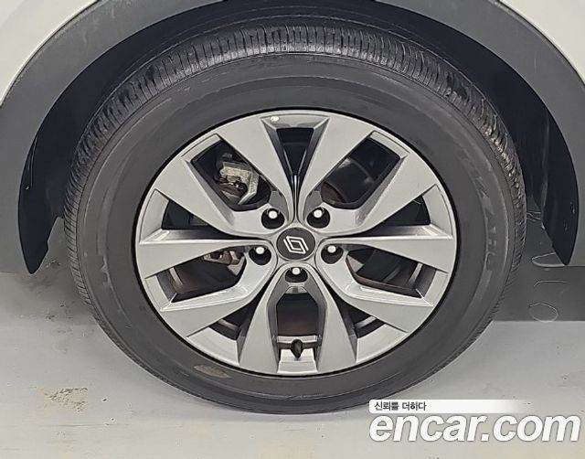 Renault Korea Arkana 2025 — photo 19