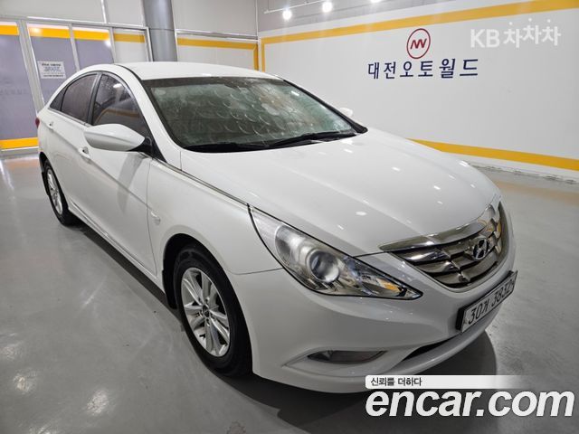 Hyundai Sonata 2010 — photo 6