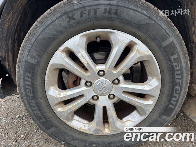 KG Mobility KORANDO 2015 — photo 7