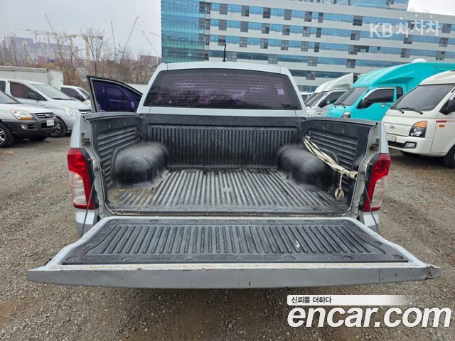 KG Mobility KORANDO 2015 — photo 14