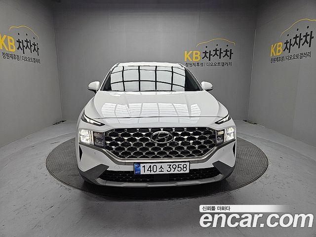 Hyundai Santafe 2023 — photo 1