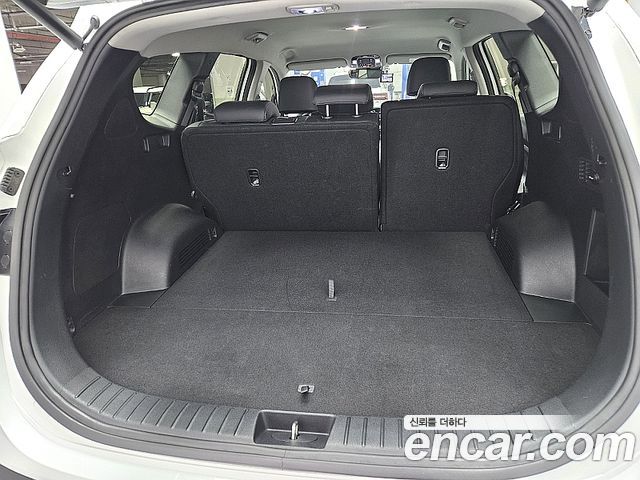 Hyundai Santafe 2023 — photo 13