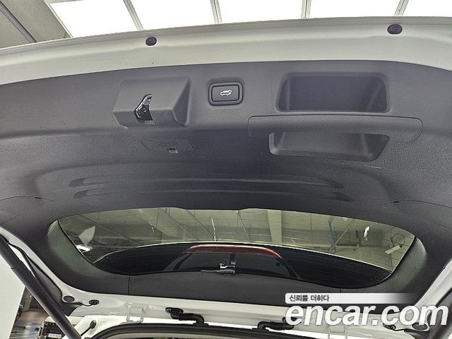 Hyundai Santafe 2023 — photo 15