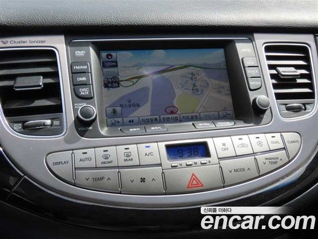 Hyundai Genesis 2013 — photo 8