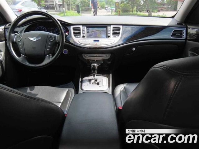 Hyundai Genesis 2013 — photo 15