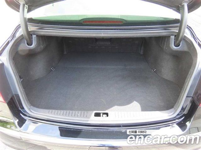 Hyundai Genesis 2013 — photo 18