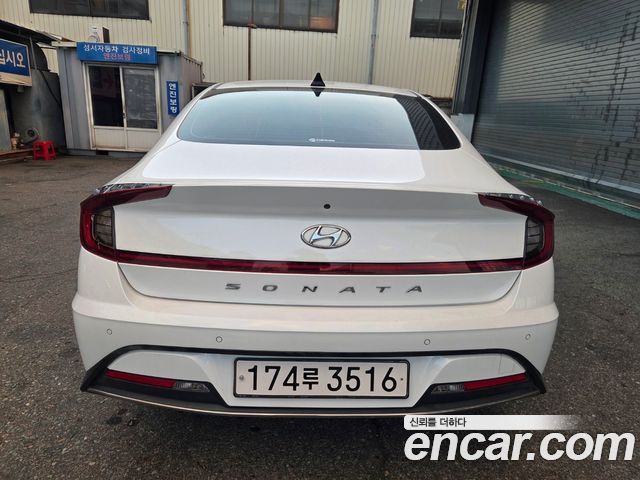 Hyundai Sonata 2021 — photo 3