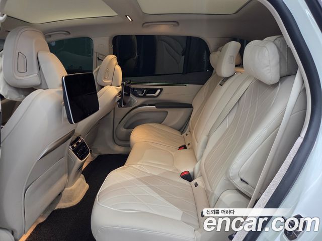 Mercedes-Benz EQS 2025 — photo 12