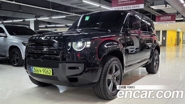 Land Rover Defender 2026 — photo 1