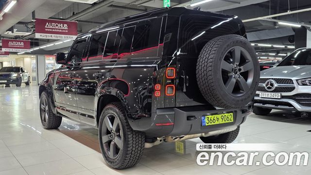 Land Rover Defender 2026 — photo 5